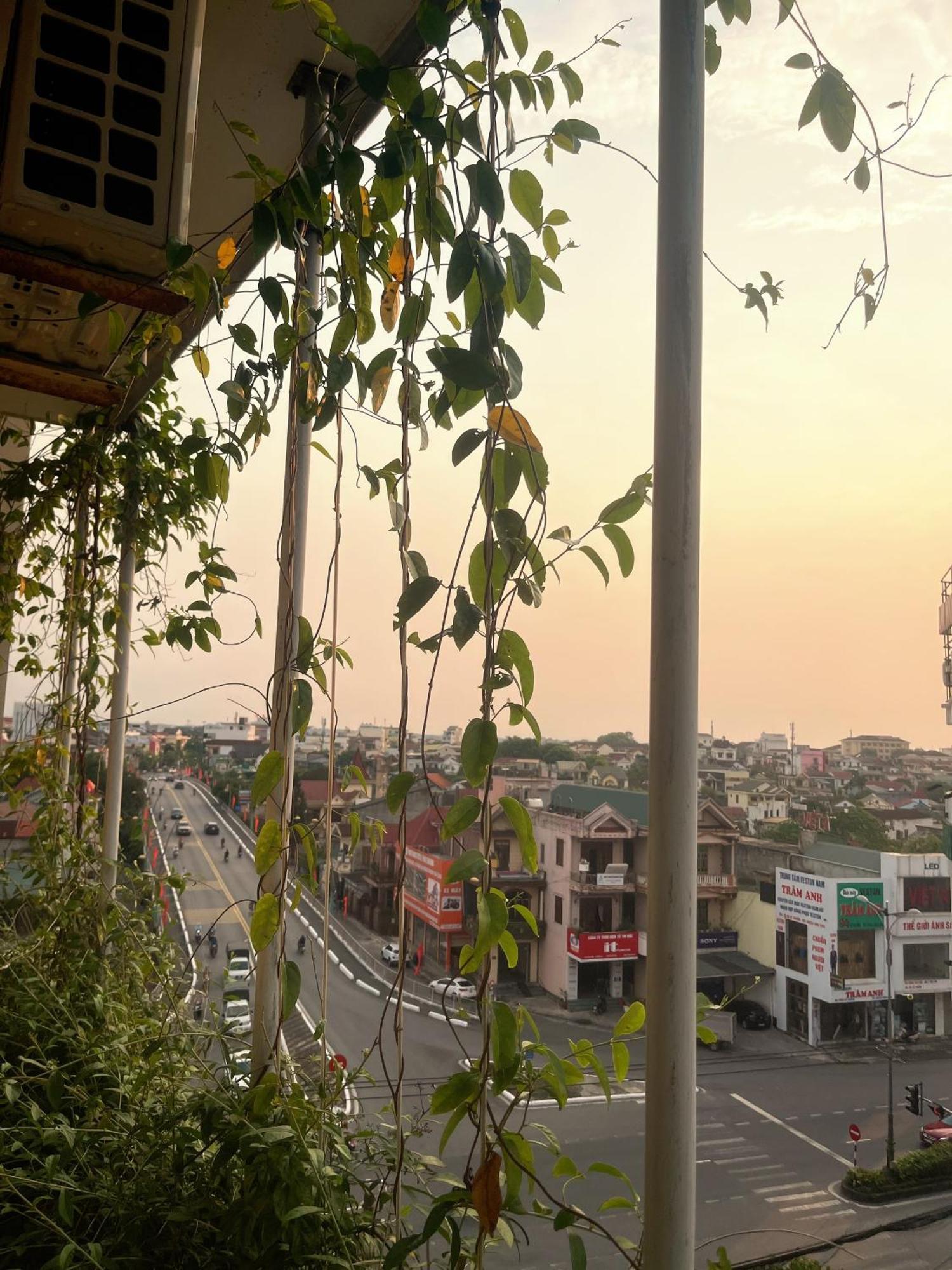Khach San Hoa Binh Quang Tri Hotel Dong Ha Exterior foto